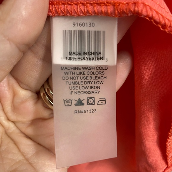 Vince Camuto Vibrant Coral Orange Split V-Neck Blouse Size Small - Picture 5 of 6